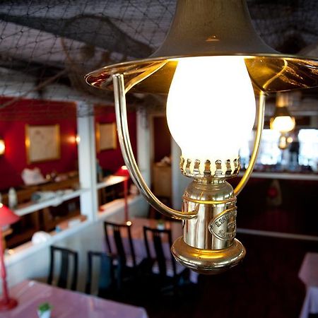 Hotell Krabban Strömstad Zewnętrze zdjęcie