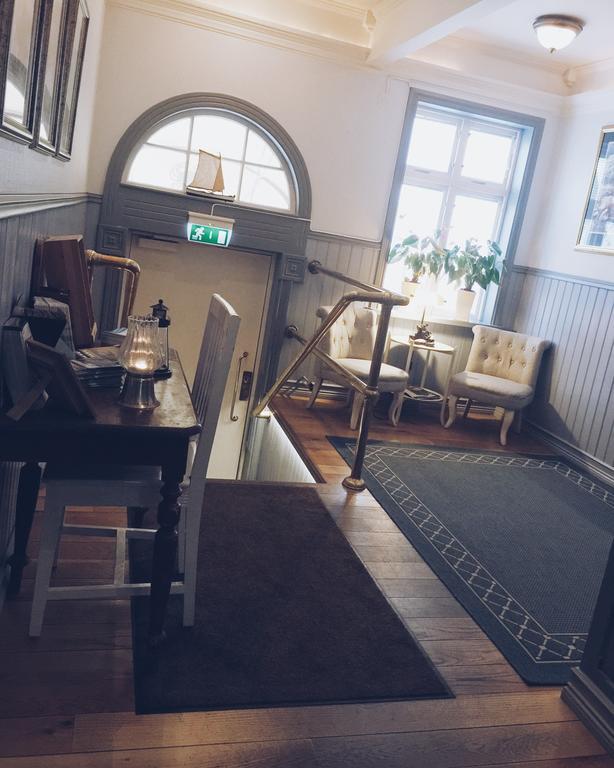 Hotell Krabban Strömstad Zewnętrze zdjęcie